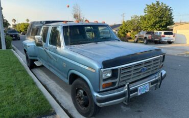 Ford-f350-super-duty-crew-cab-diesel-1985-blue-21