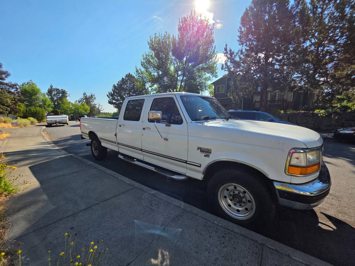 Ford-f350-super-duty-crew-cab-diesel-1995-white-1