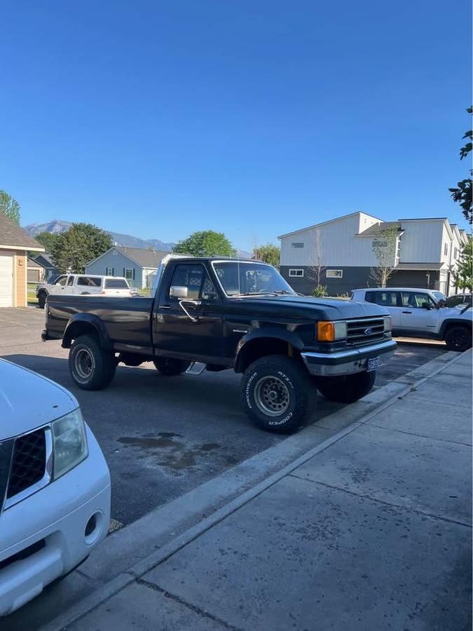Ford-f350-super-duty-xlt-diesel-1990-black-2