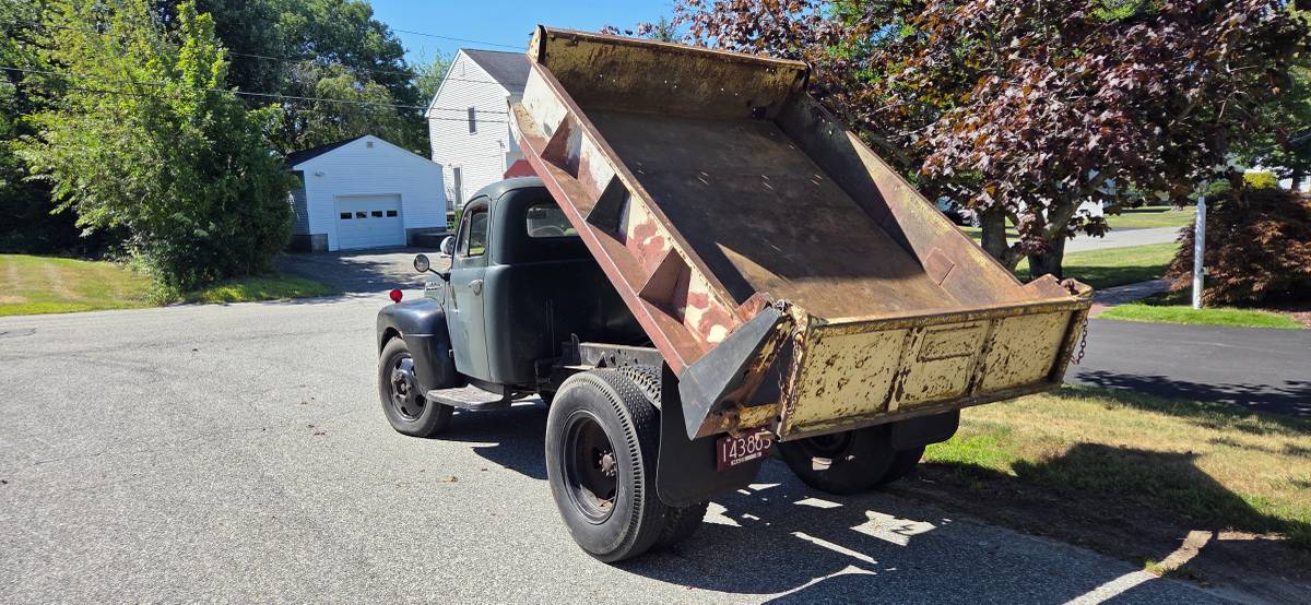 Ford-f600-1952-green-9