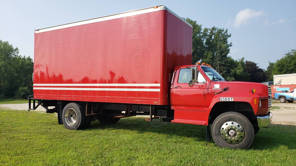 Ford-f700-diesel-1989-1