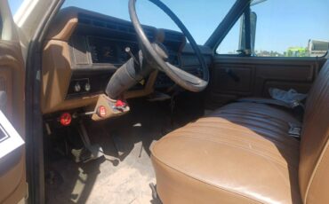 Ford-f8000-1989-white-3