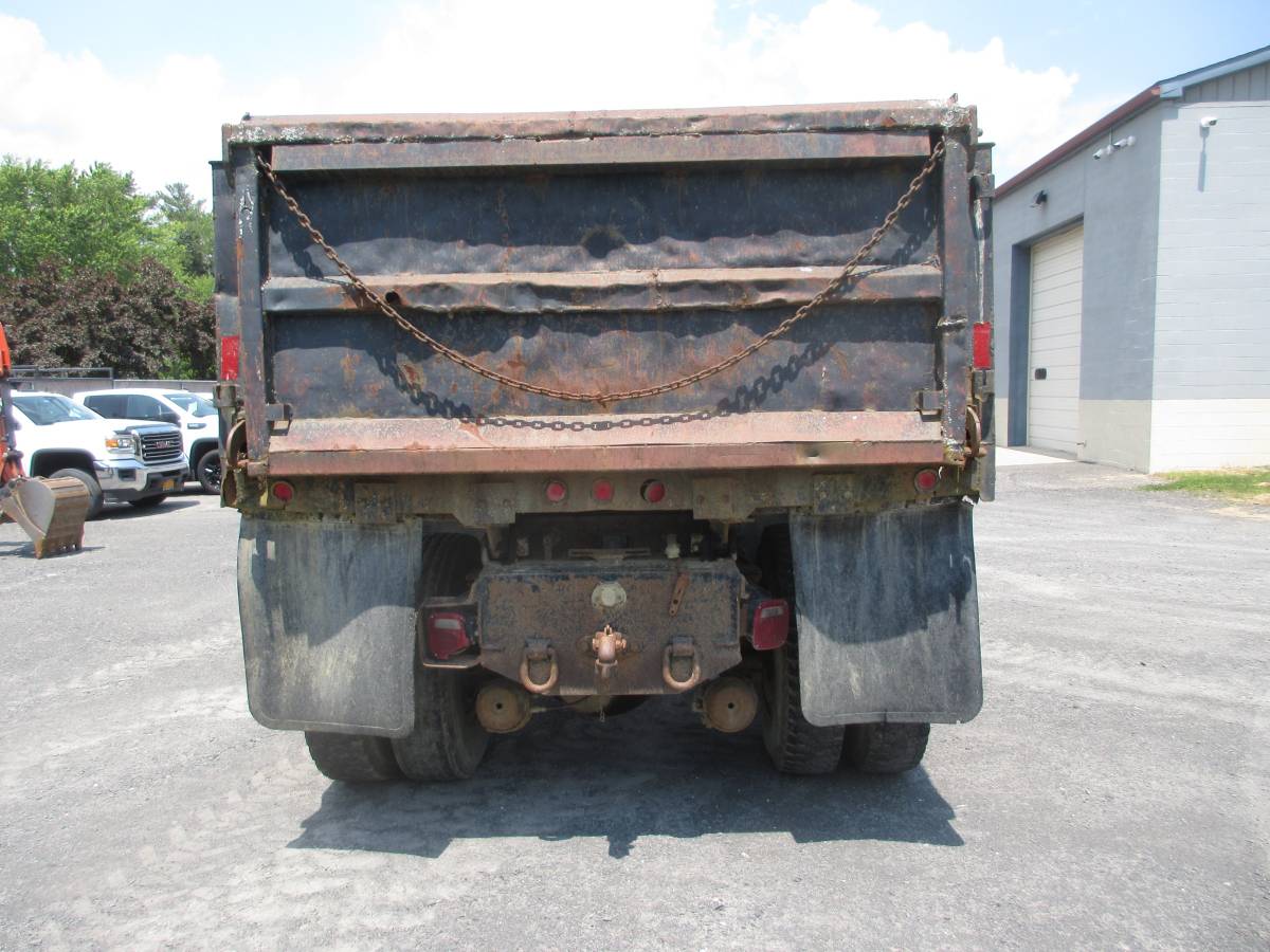 Ford-f8000-diesel-1985-red-2