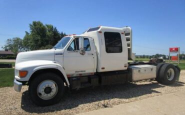 Ford-f850-diesel-1995-red
