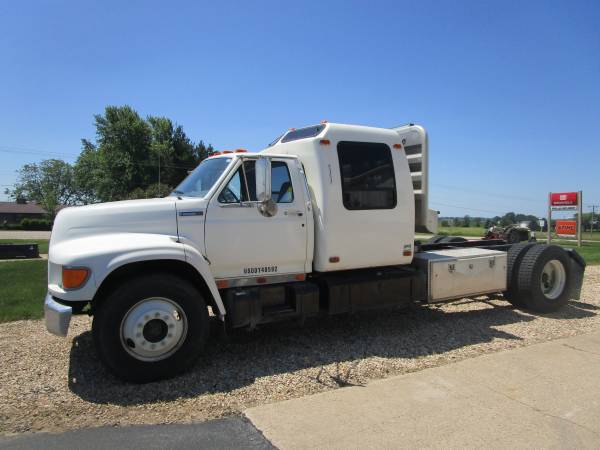 Ford-f850-diesel-1995-red
