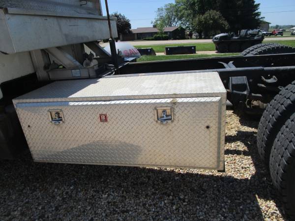 Ford-f850-diesel-1995-white-6