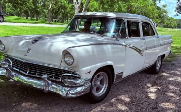 Ford-fairlane-1956-white-1