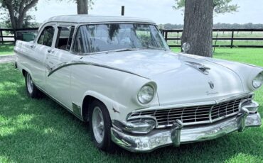 Ford-fairlane-1956-white