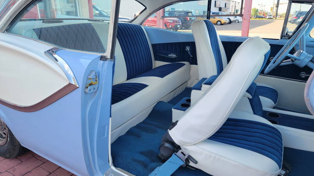 Ford-fairlane-1957-13