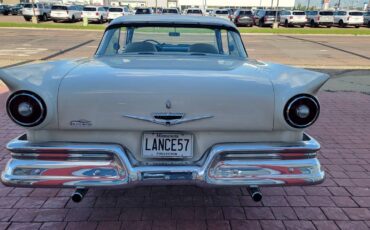 Ford-fairlane-1957-7