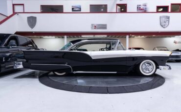 Ford-fairlane-1957-black-5