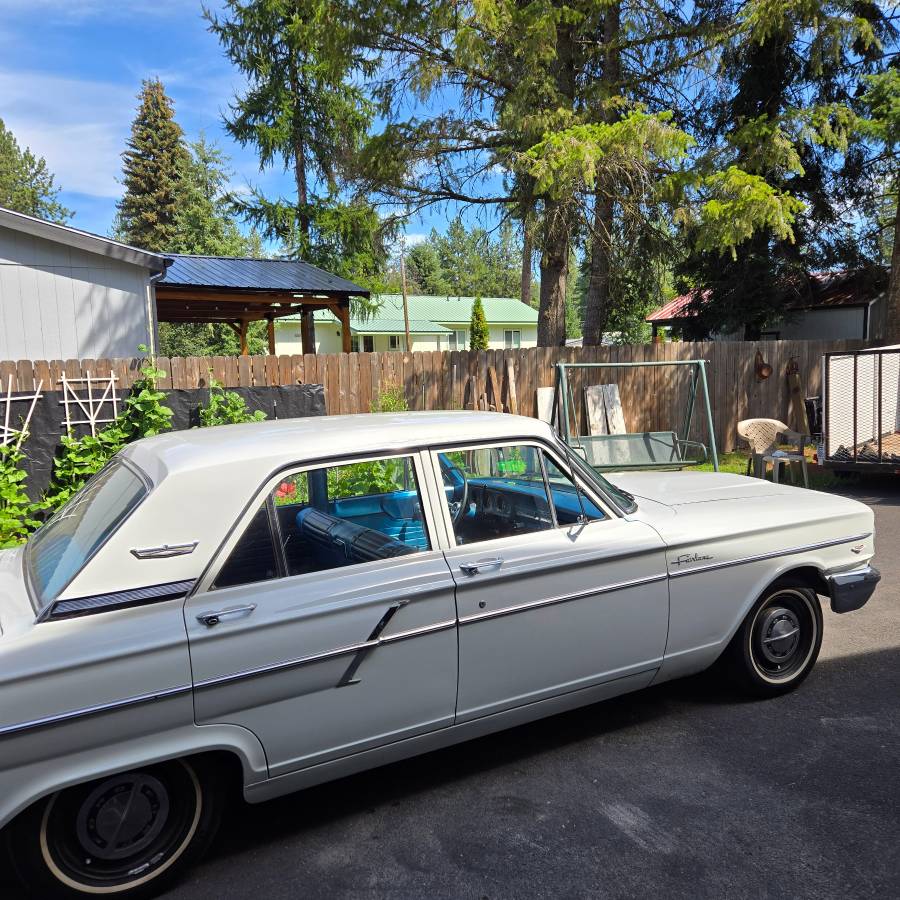 Ford-fairlane-1964-3