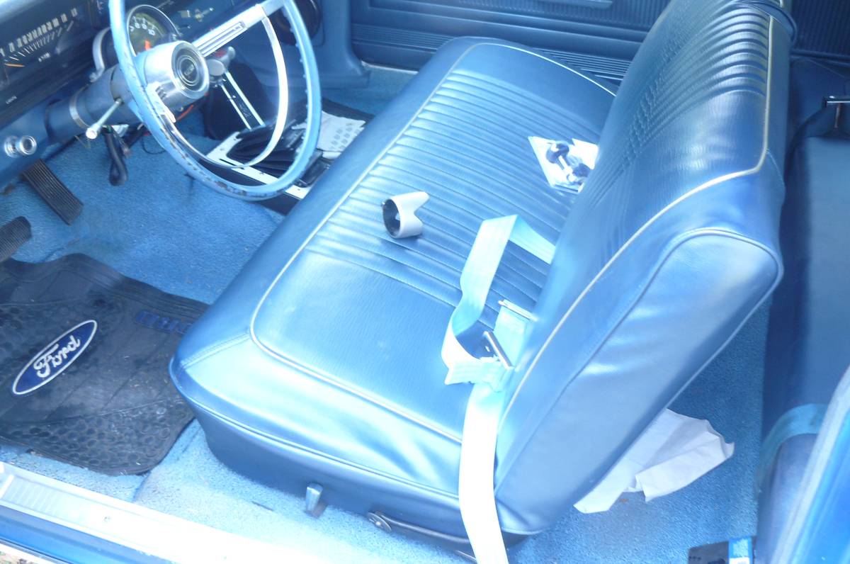 Ford-fairlane-1966-blue-3