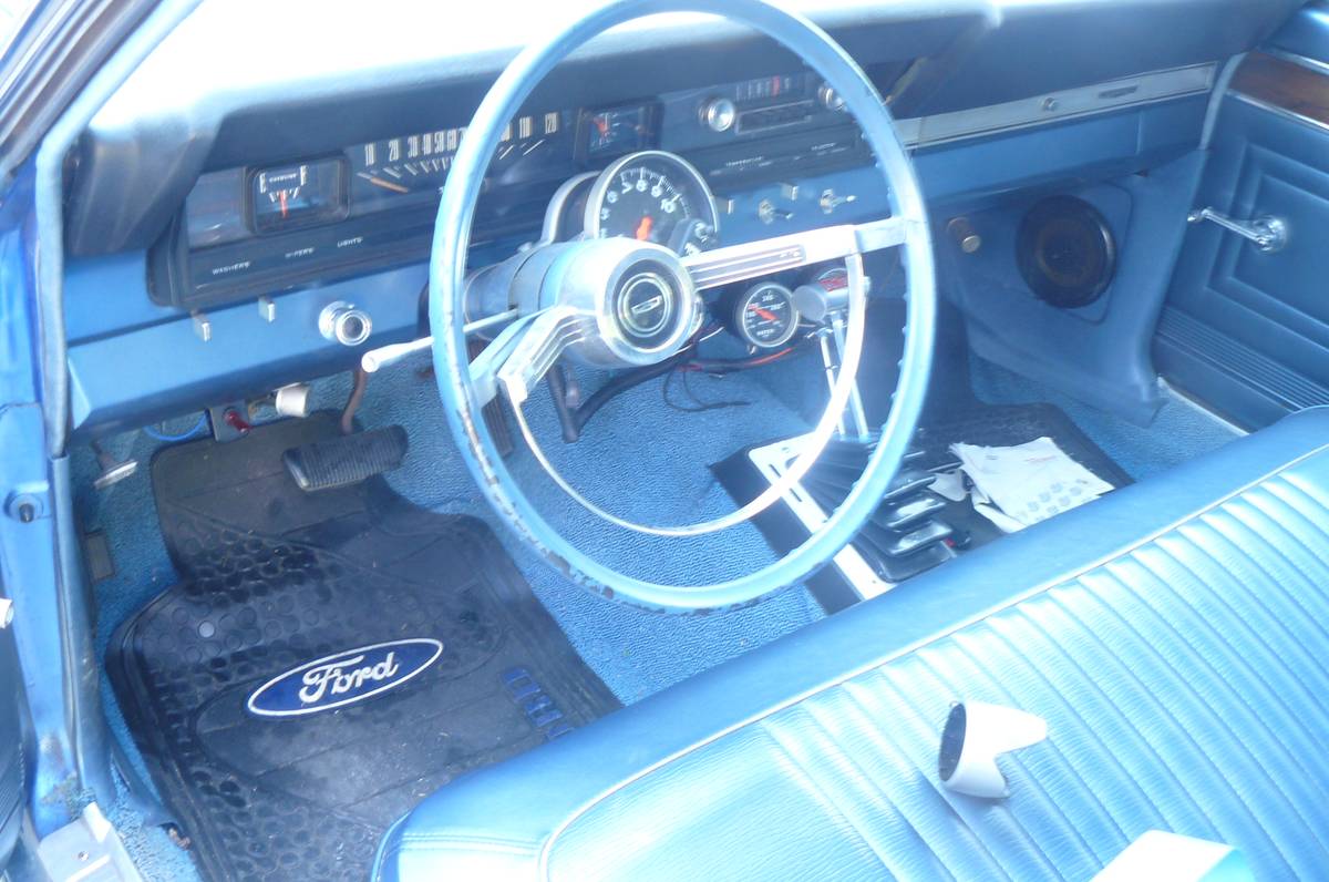 Ford-fairlane-1966-blue-4