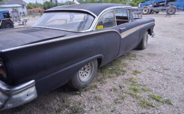 Ford-fairlane-500-1957-black-2