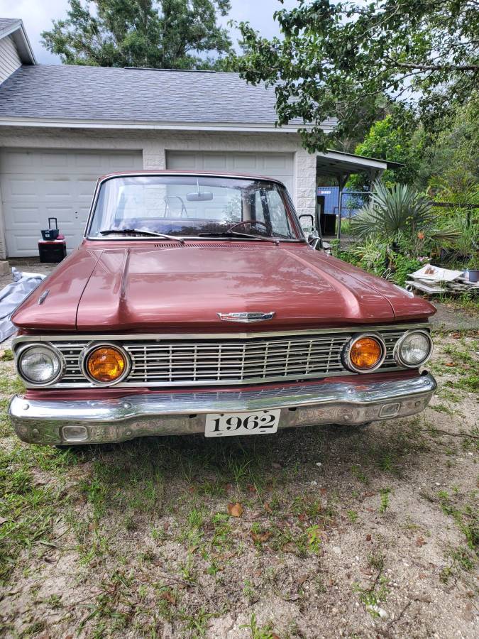Ford-fairlane-500-1962-brown