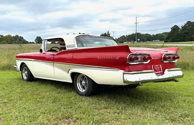Ford-fairlane-500-skyline-convertible-1958-22