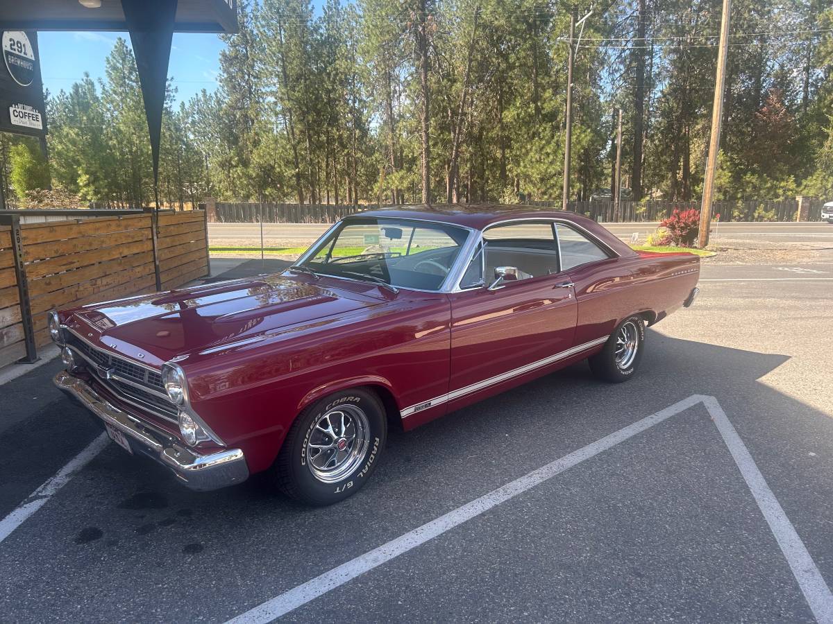 Ford-fairlane-gta-1967-red