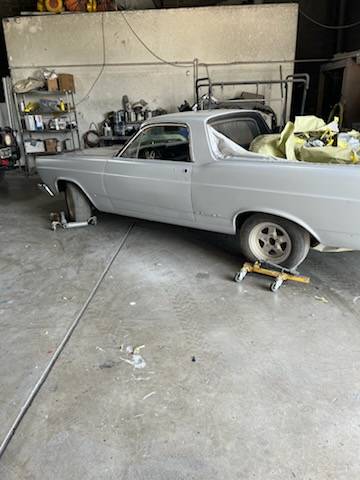 Ford-fairlane-ranchero-1967-2