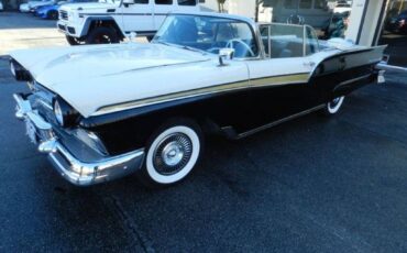 Ford-fairlane-sunliner-1957-black-13