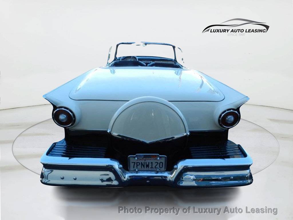 Ford-fairlane-sunliner-1957-black-16