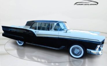 Ford-fairlane-sunliner-1957-black-17
