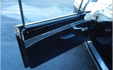 Ford-fairlane-sunliner-1957-black-21