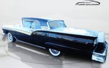 Ford-fairlane-sunliner-1957-black-3