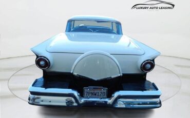 Ford-fairlane-sunliner-1957-black-4