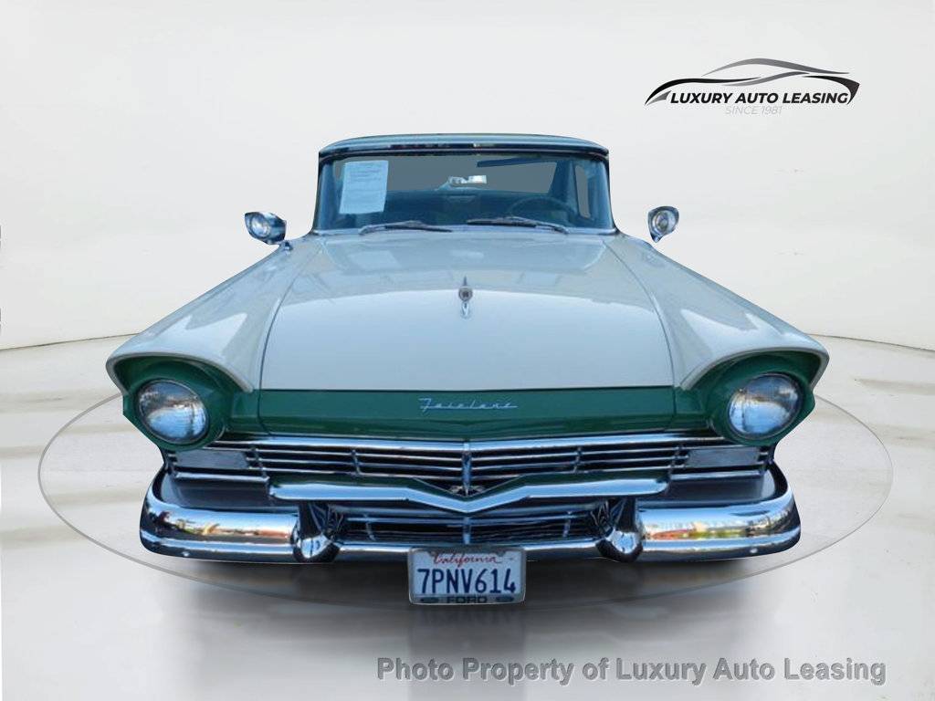 Ford-fairlane-sunliner-1957-green-1