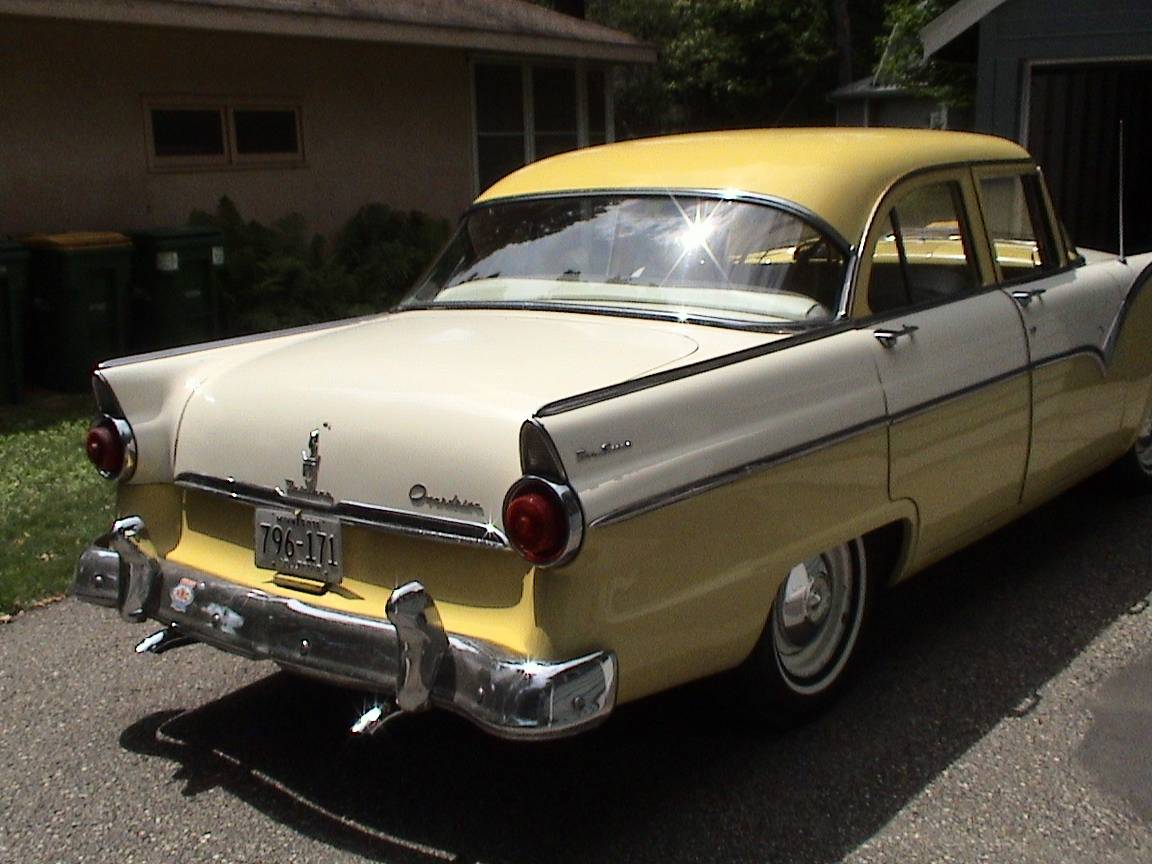 Ford-fairlane-town-sedan-1955-yellow-5