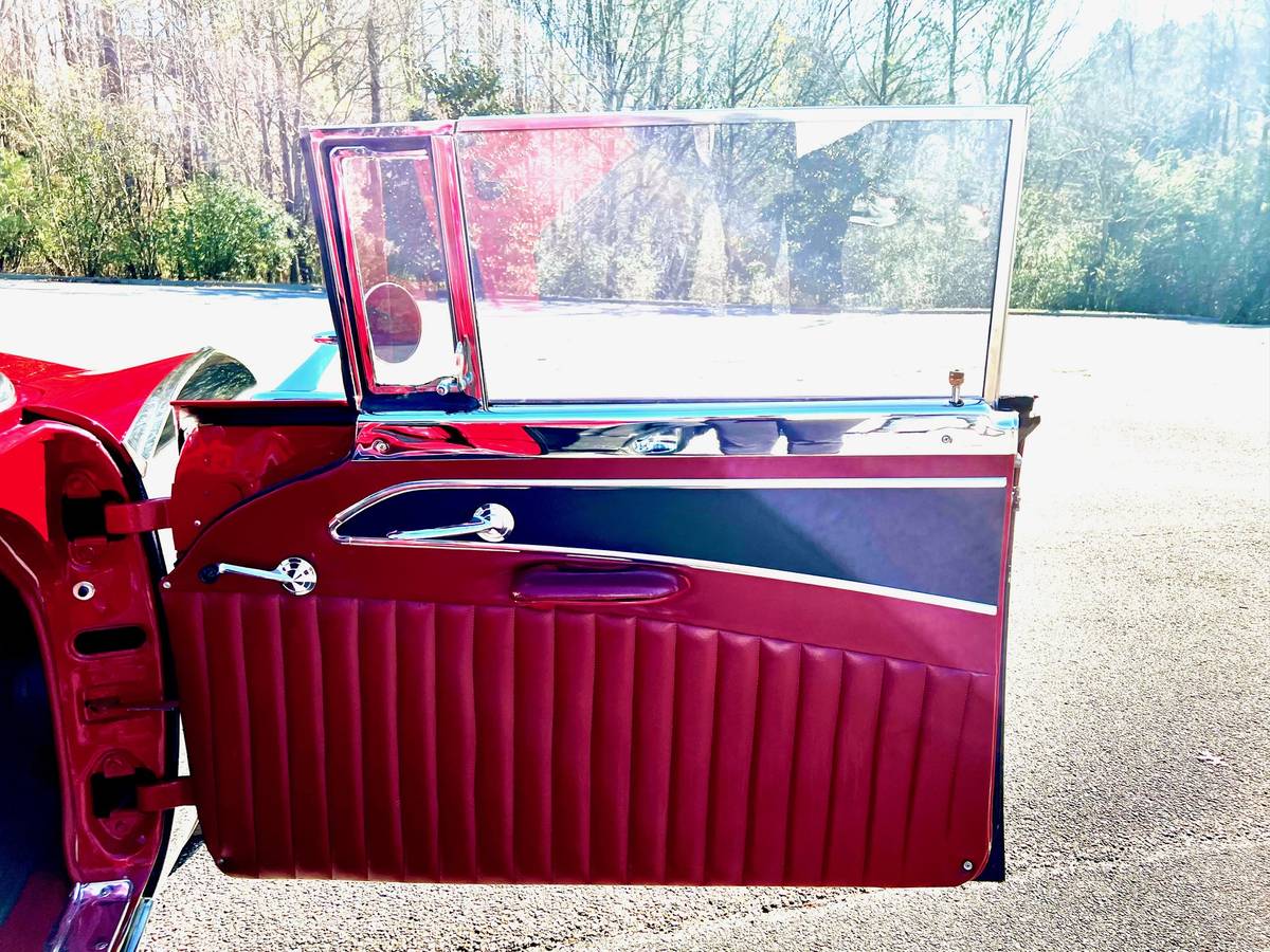 Ford-fairlane-victoria-1956-red-12