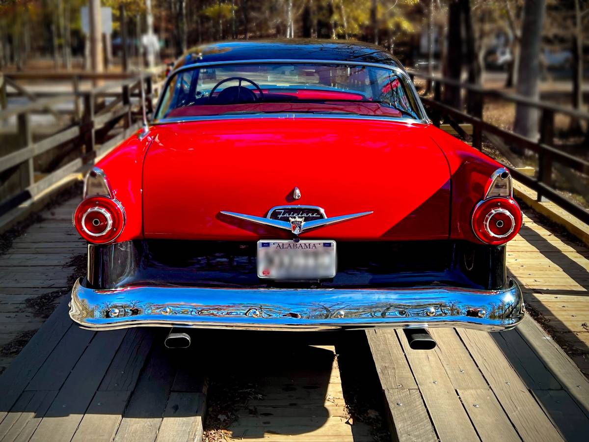 Ford-fairlane-victoria-1956-red-6