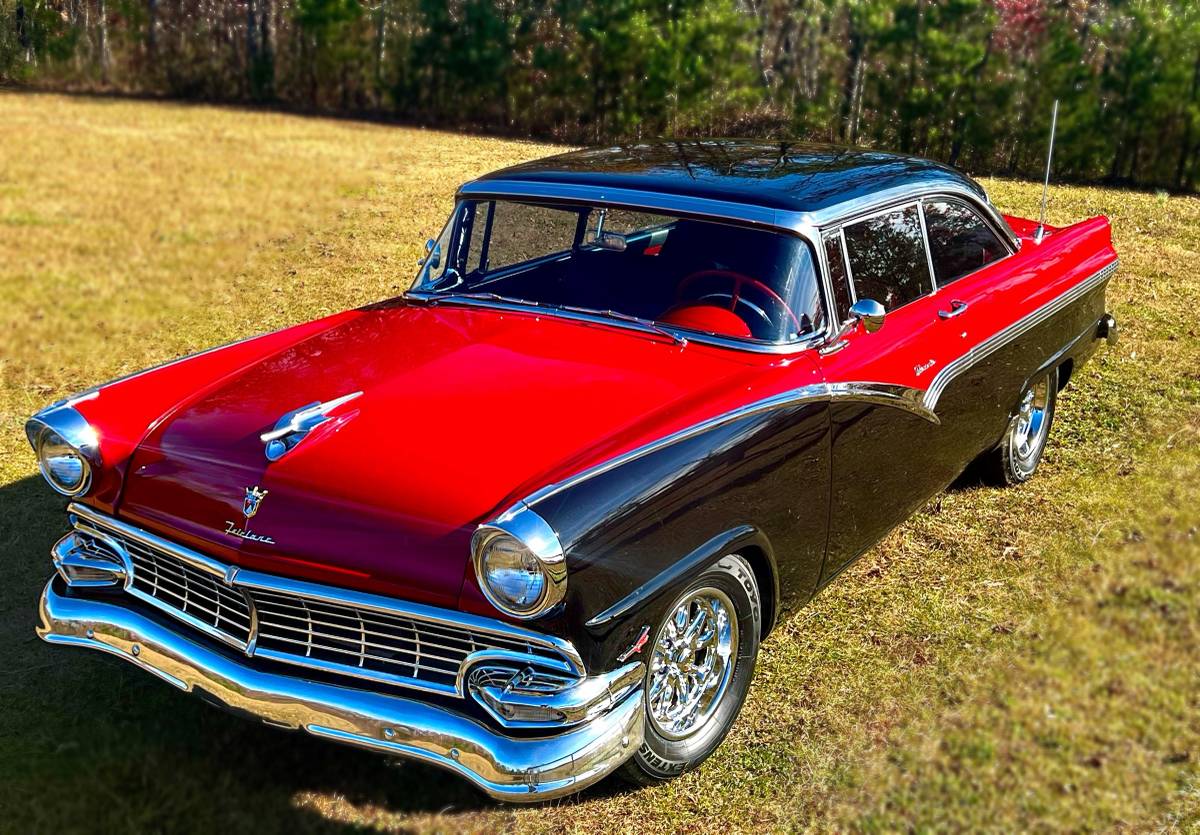 Ford-fairlane-victoria-1956-red-8