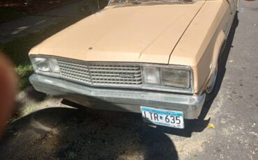 Ford-fairmont-1978-yellow