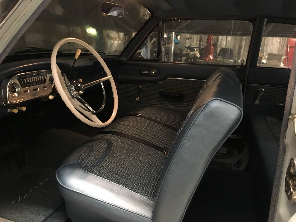 Ford-falcon-1960-blue-1