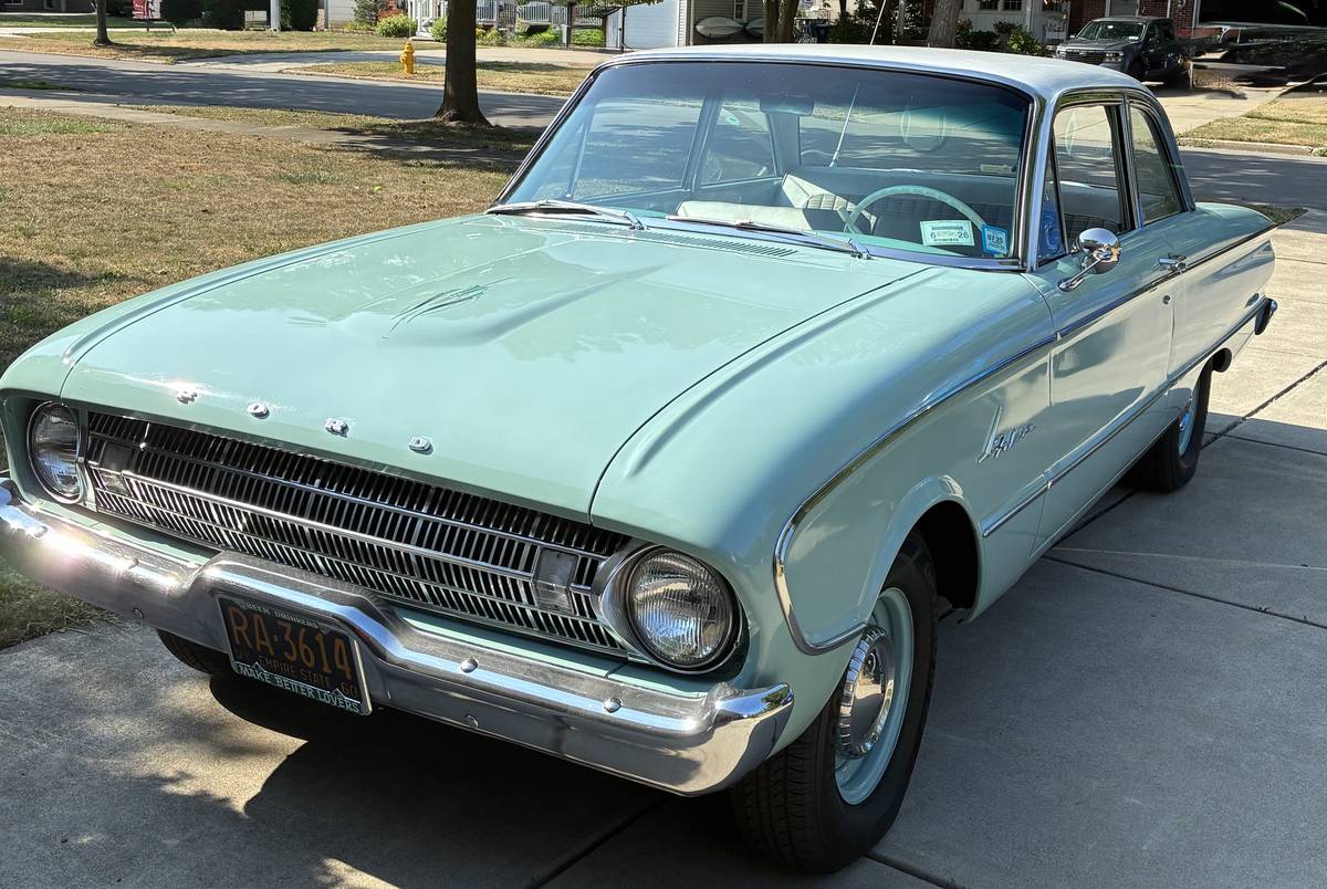Ford-falcon-1961-blue