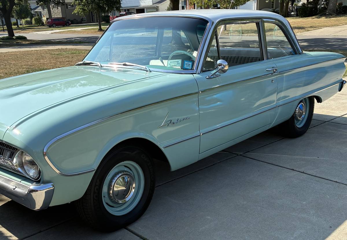 Ford-falcon-1961-blue-2