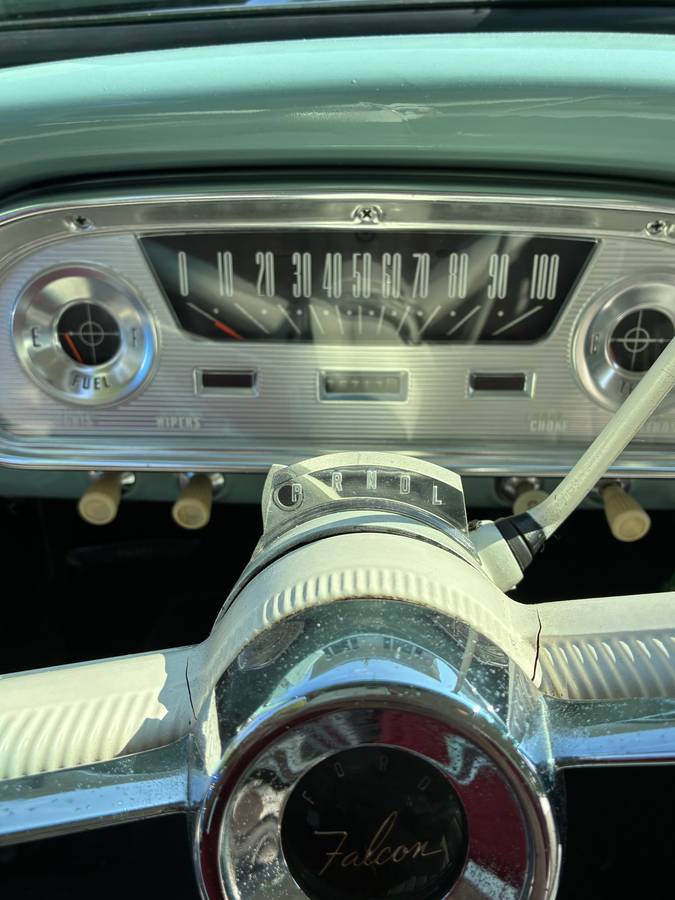Ford-falcon-1961-blue-7