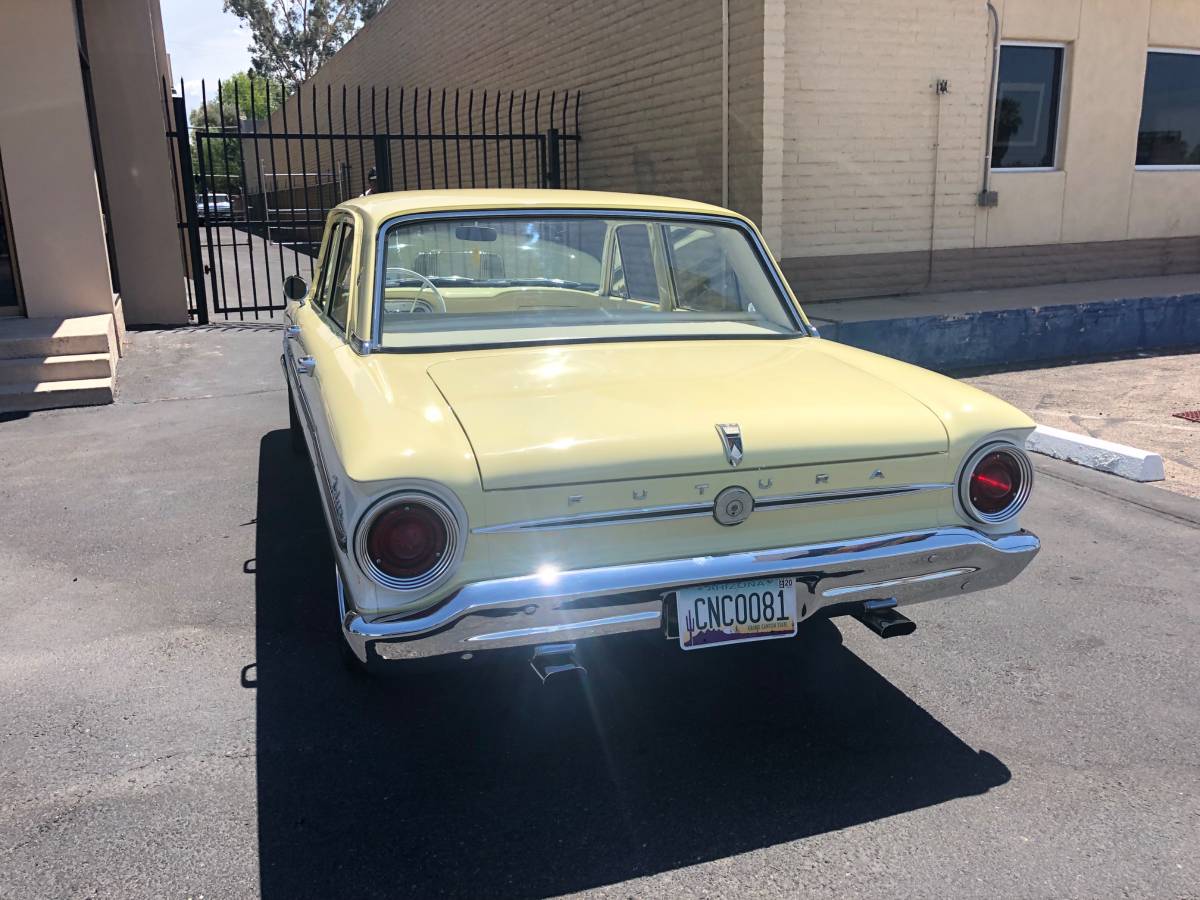Ford-falcon-1963-yellow-5