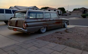 Ford-falcon-wagon-1962-4