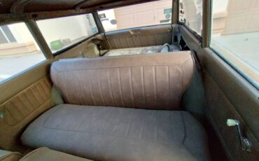 Ford-falcon-wagon-1962-9