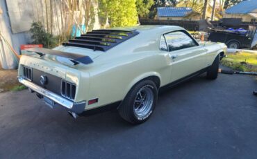 Ford-fastback-1970-white