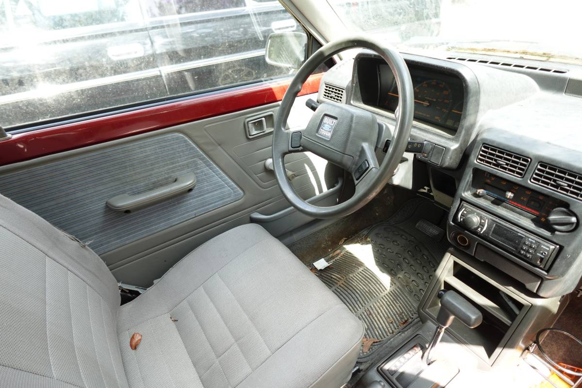 Ford-festiva-1989-3