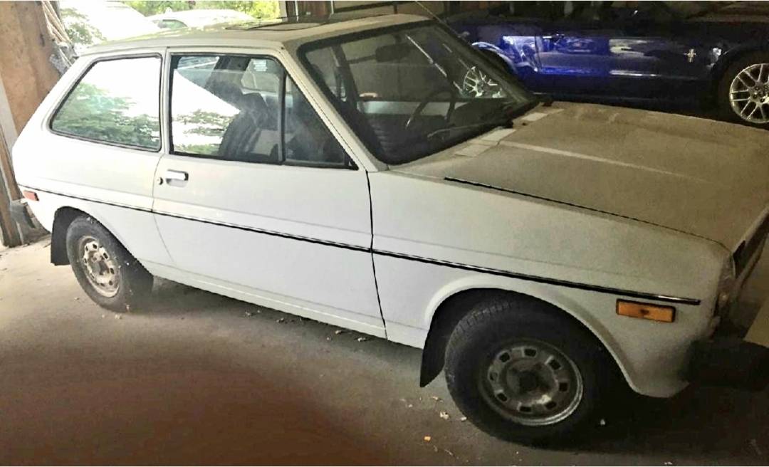 Ford-fiesta-1980-white-1