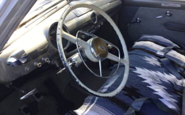 Ford-fourdoor-sedan-1950-grey-10