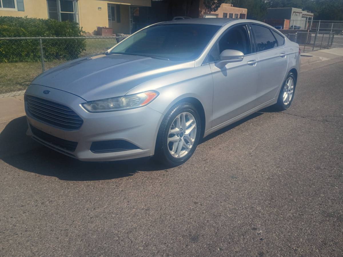 Ford-fusion-1994-4
