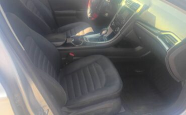 Ford-fusion-1994-5
