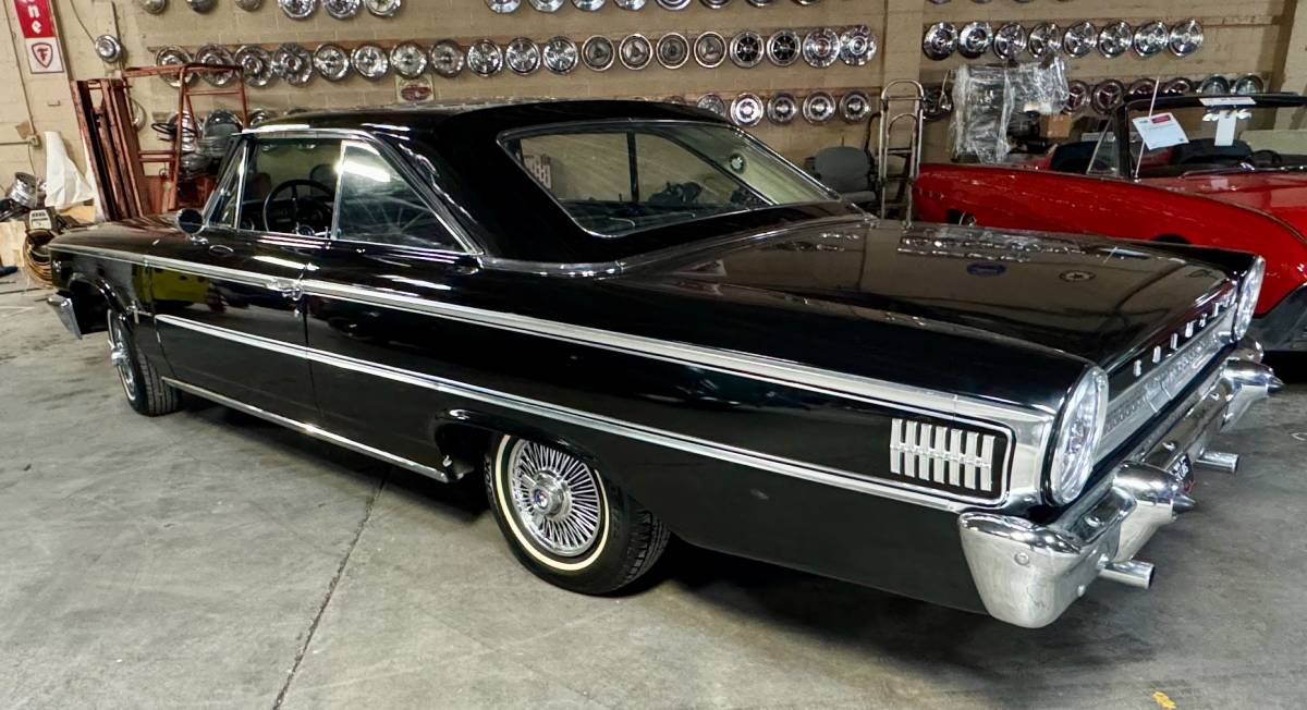 Ford-galaxie-1963-2