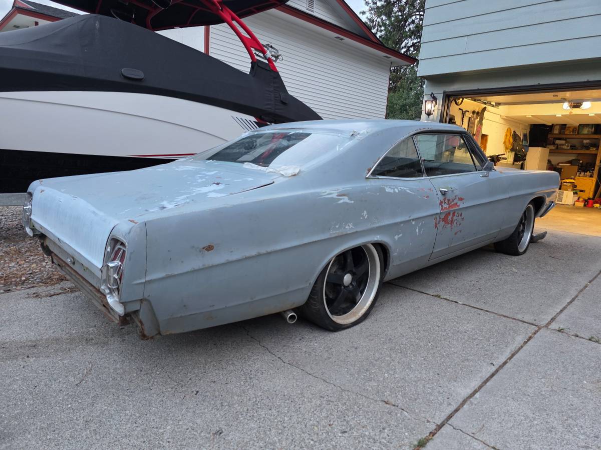 Ford-galaxie-1967-1